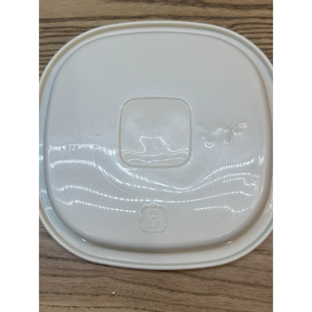 Vintage Rubbermaid Servin' Saver #6 12 Cup Storage Container Almond Lid Plastic